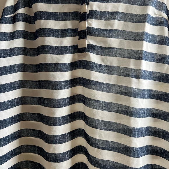 Blue and White Striped Sleeveless Blouse - Picture 3 of 7